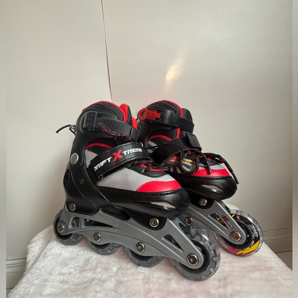 Drift Xtreme kids Inline Skates - Black and Red